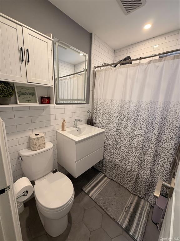 268-41 82nd Avenue Floral Park Queens NY 11040