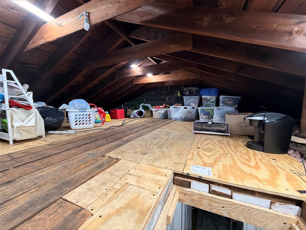 268-41 82nd Avenue Floral Park Queens NY 11040