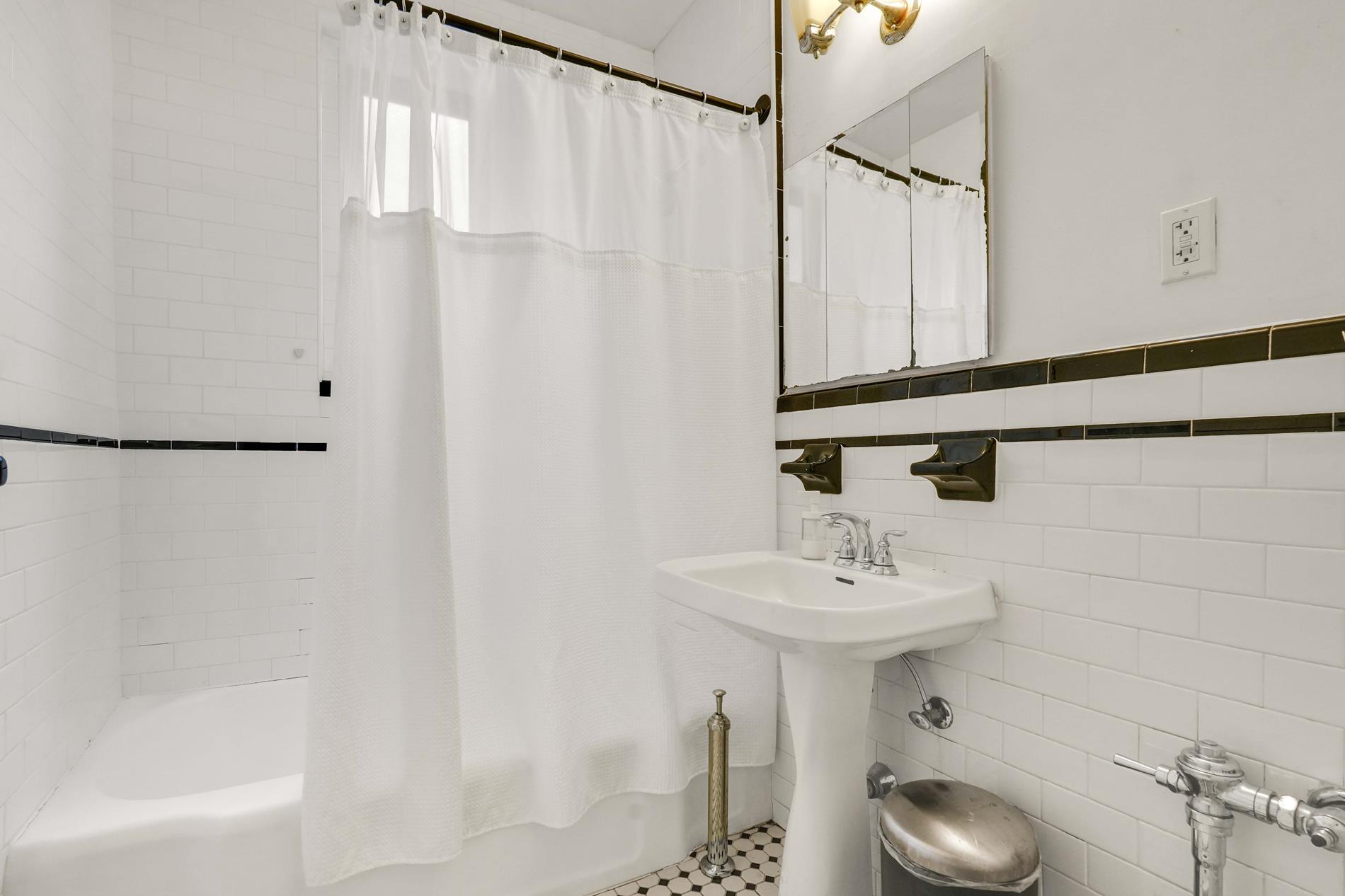 221 East 18th Street Prospect Park South Brooklyn NY 11226