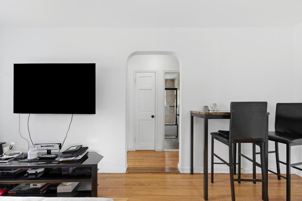 263-28 73rd Avenue Glen Oaks Queens NY 11004