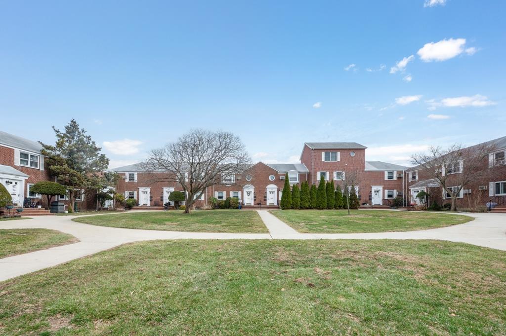 263-28 73rd Avenue Glen Oaks Queens NY 11004