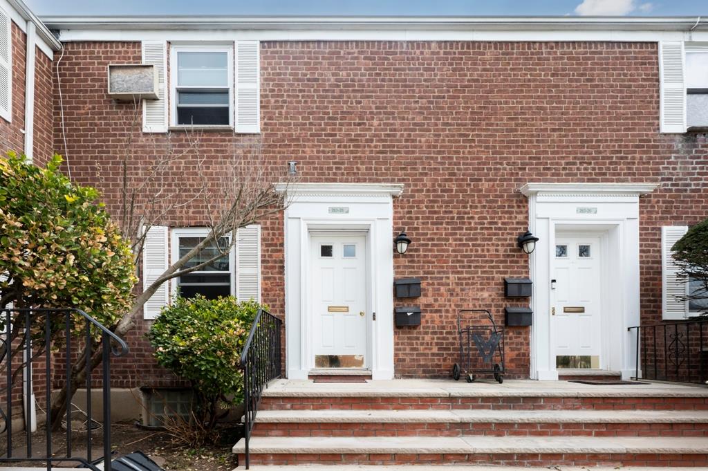 263-28 73rd Avenue Glen Oaks Queens NY 11004