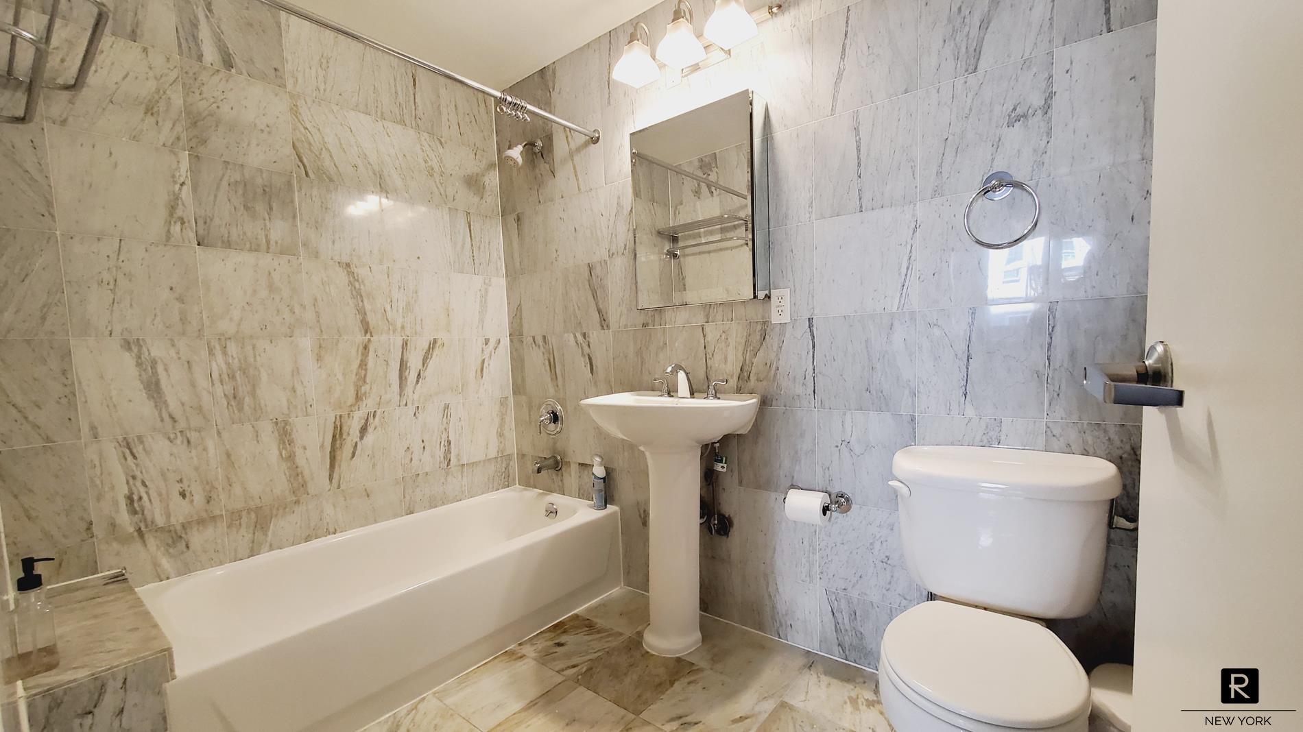 225 East 58th Street Midtown East New York NY 10022