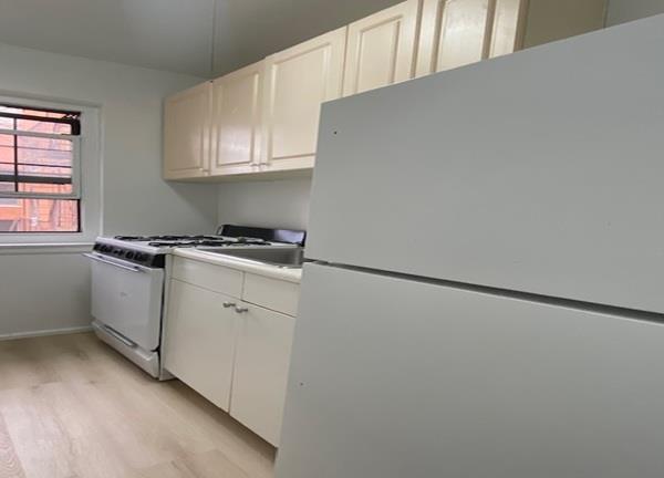 141-33 78th Avenue 2C Kew Gardens Hills Queens NY 11367