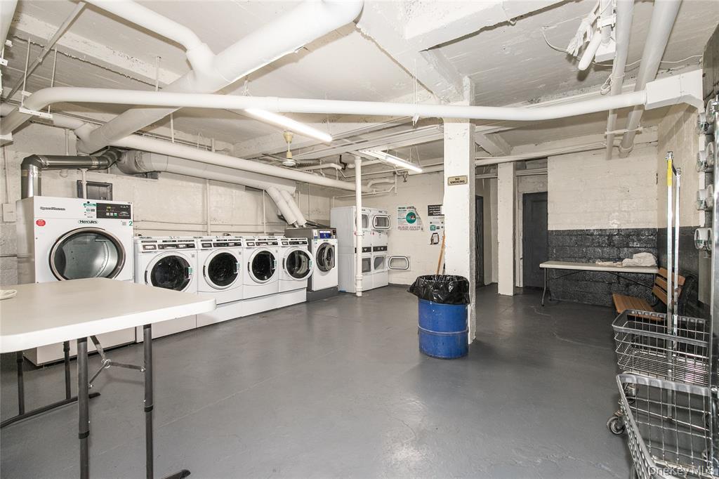 83-06 Vietor Avenue Elmhurst Queens NY 11373