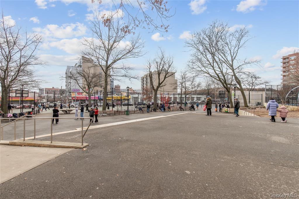 83-06 Vietor Avenue Elmhurst Queens NY 11373