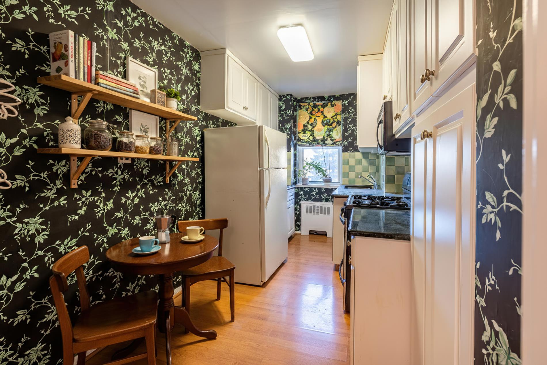 60 Knolls Crescent 4-H Spuyten Duyvil Bronx NY 10463