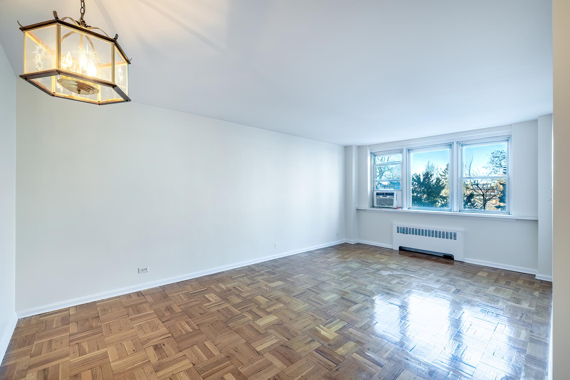 60 Knolls Crescent 4-H Spuyten Duyvil Bronx NY 10463