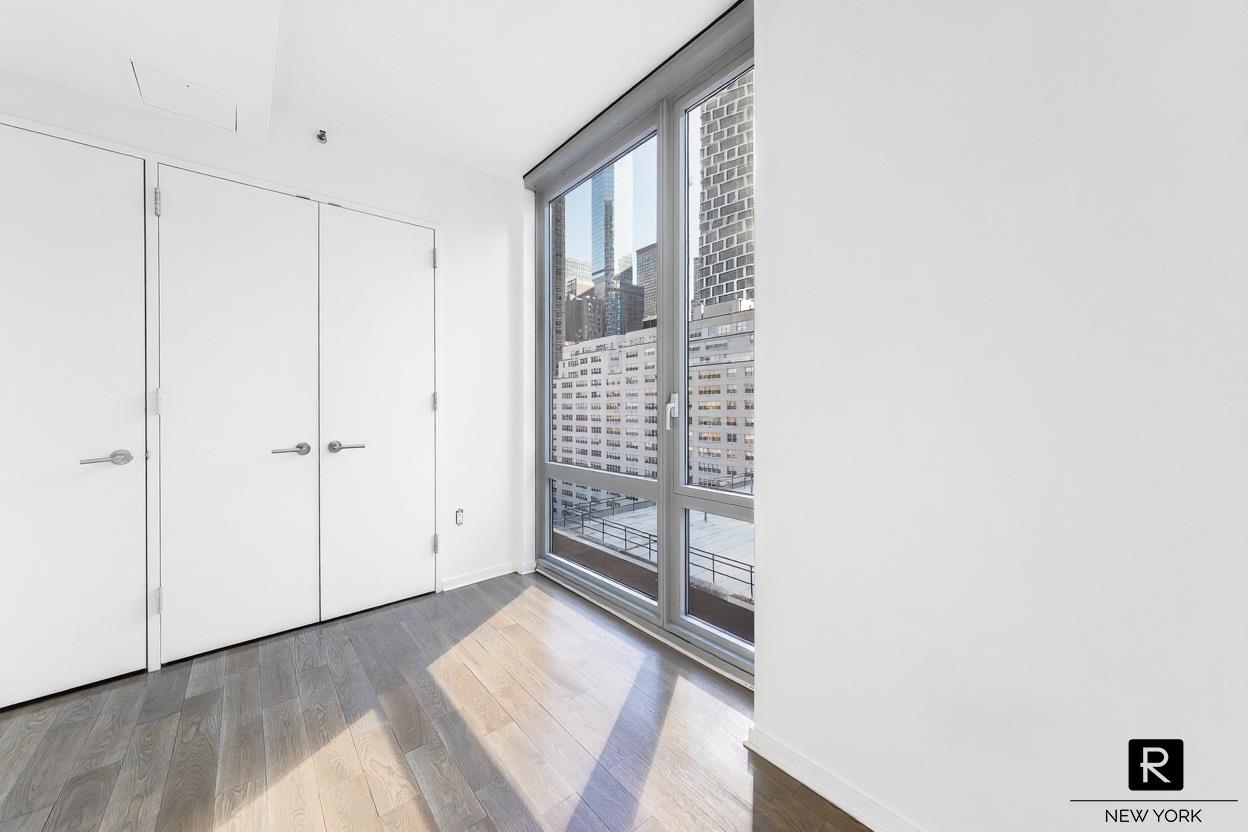 310 West 52nd Street Midtown West New York NY 10019