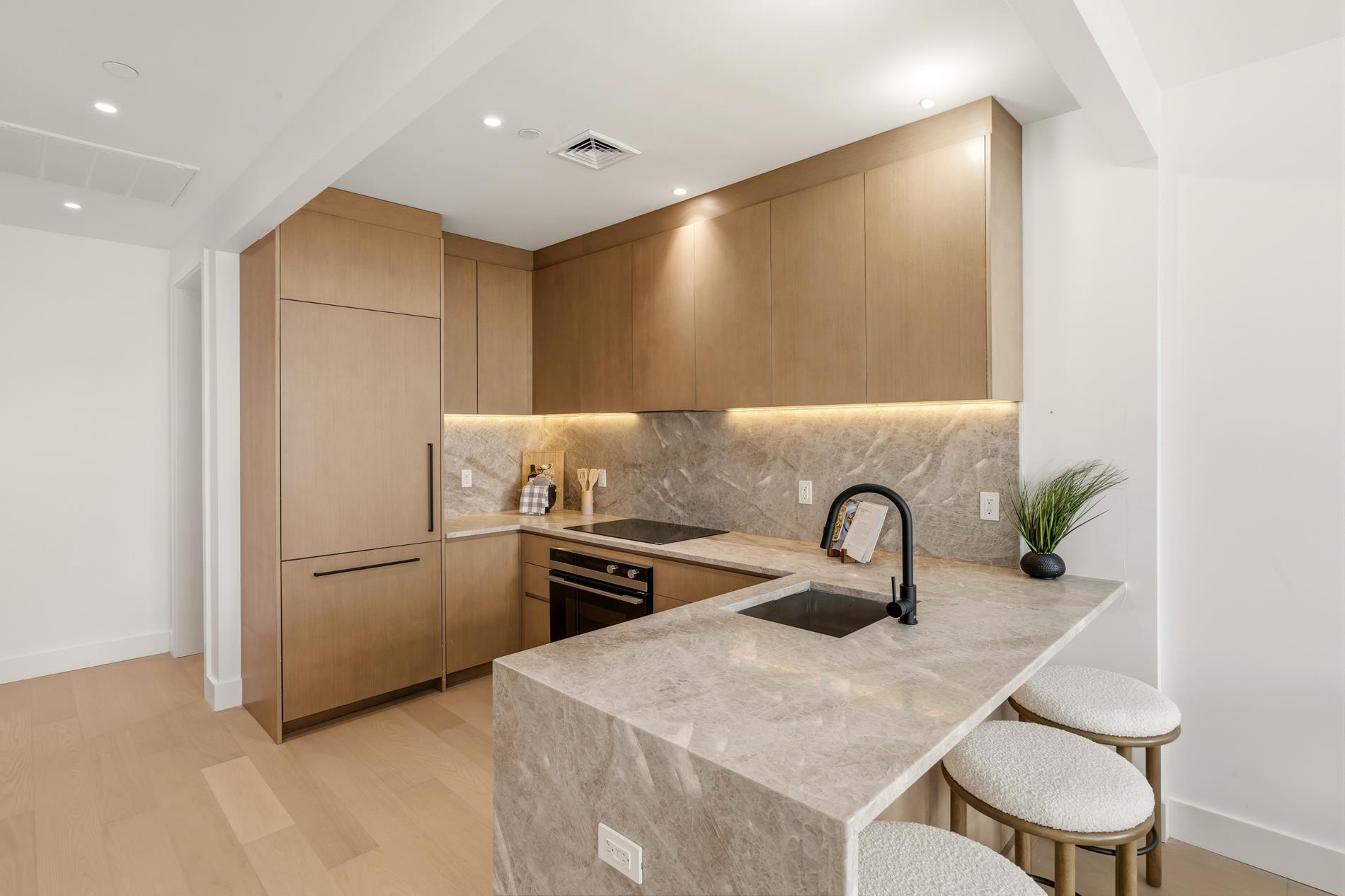 772 Metropolitan Avenue 3-B East Williamsburg Brooklyn NY 11211