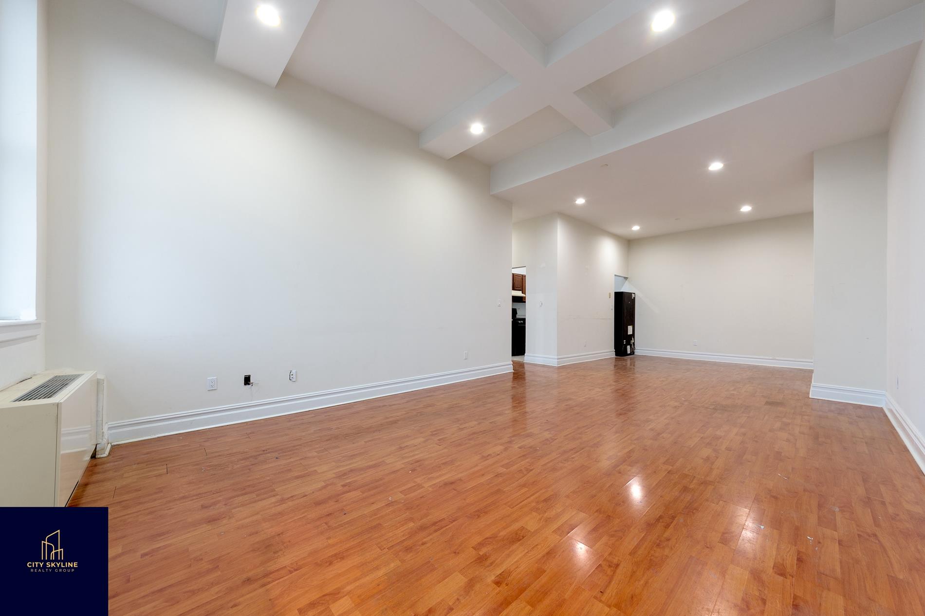 45-02 Ditmars Blvd. 515 Steinway-Ditmars Queens NY 11105