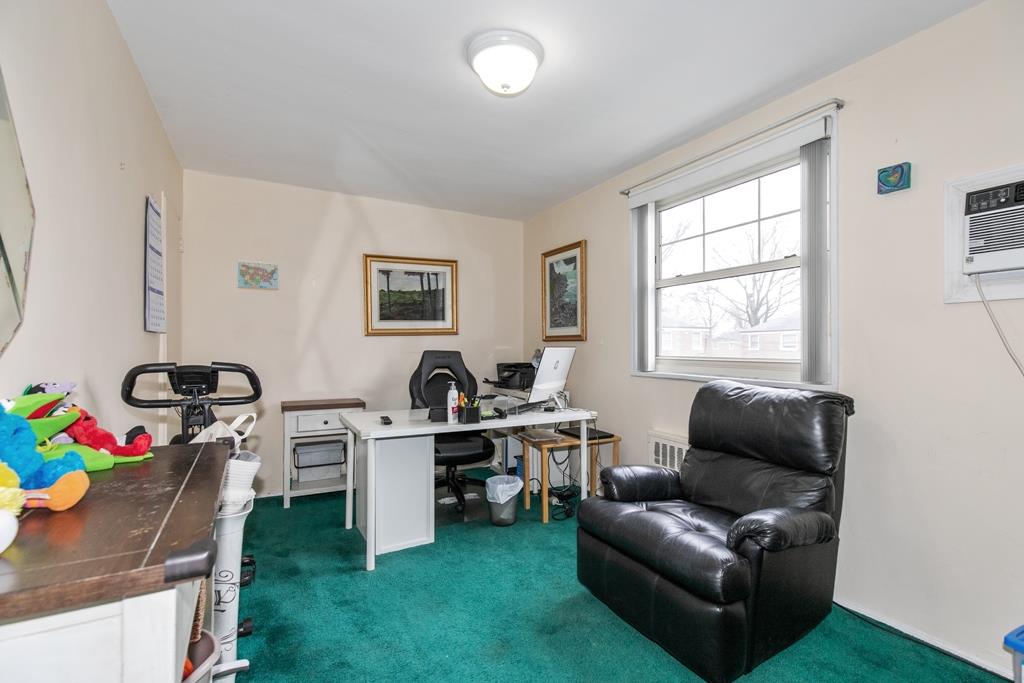 60-39 251st Street UPPER Little Neck Queens NY 11362