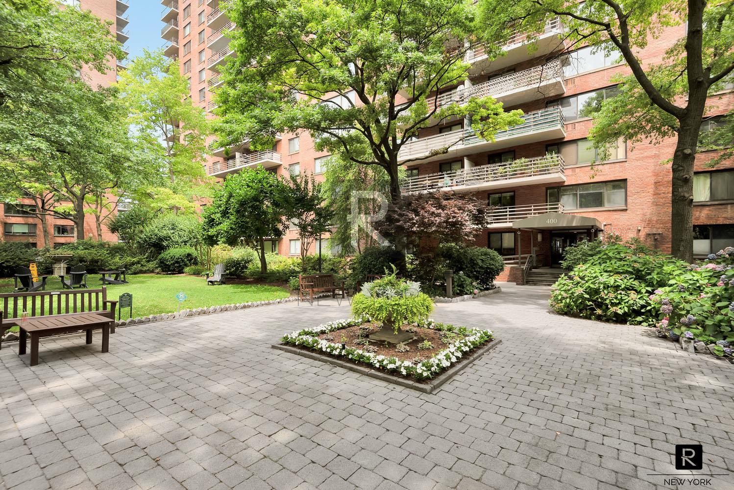 400 Central Park West Upper West Side New York NY 10025