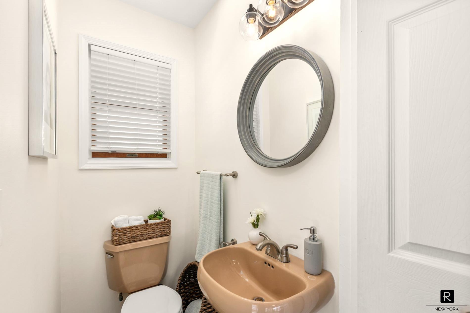 401 Hunter Avenue City Island Bronx NY 10464