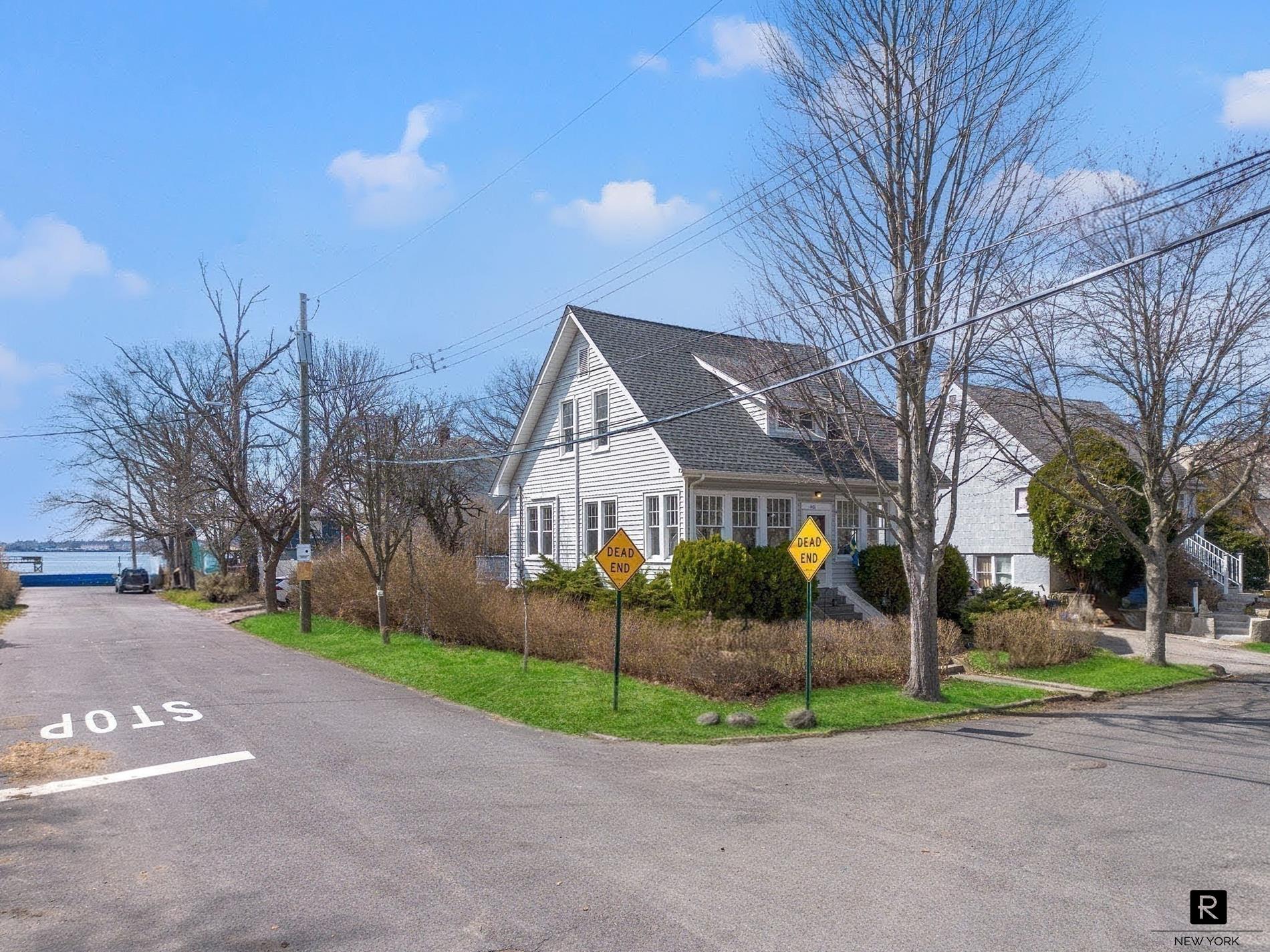 401 Hunter Avenue City Island Bronx NY 10464