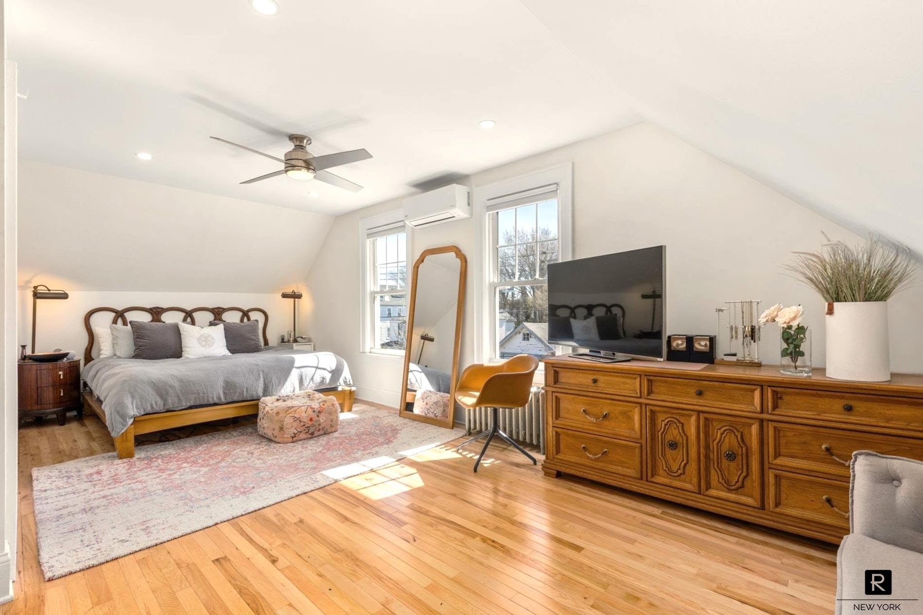 401 Hunter Avenue City Island Bronx NY 10464