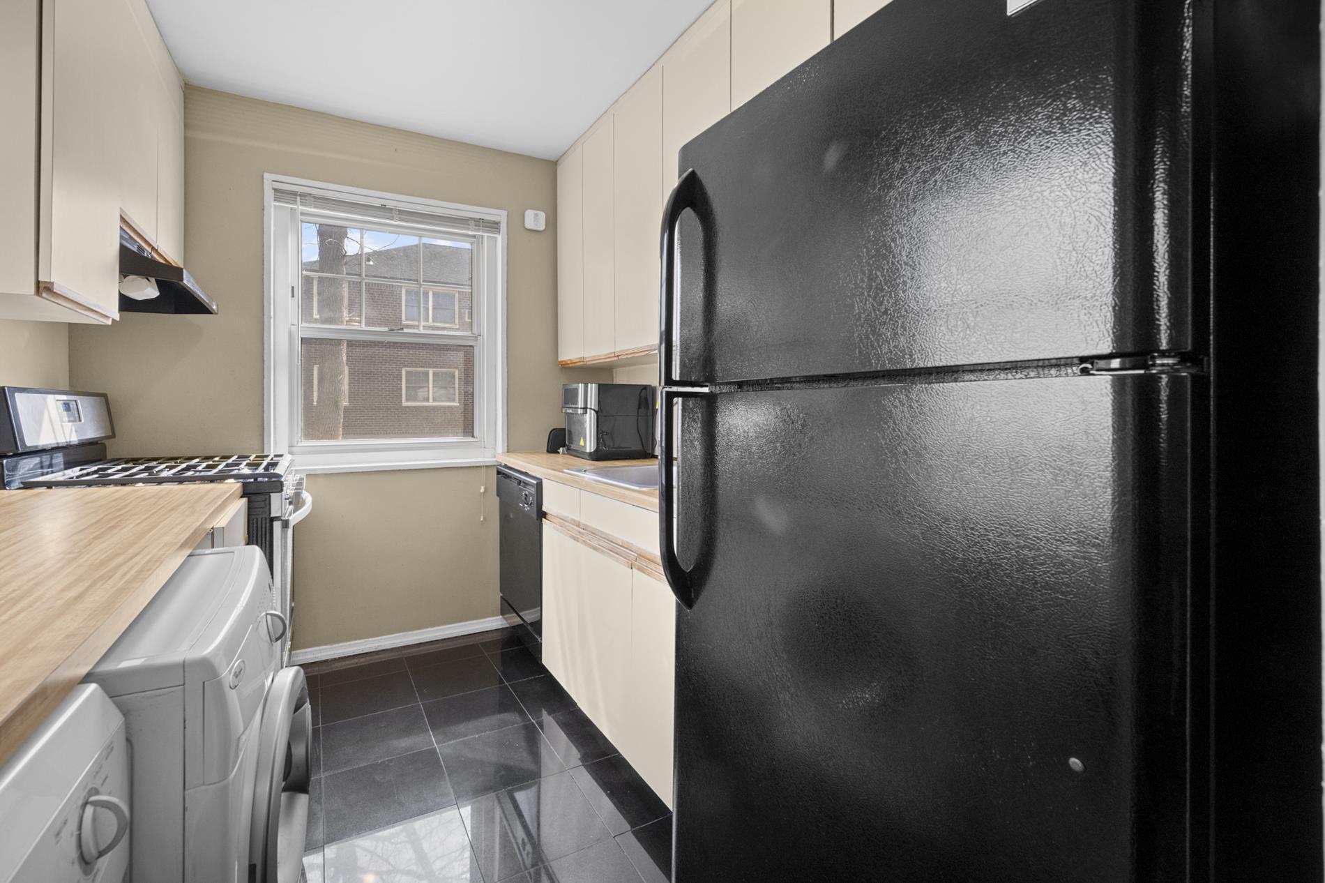 253-12 60th Avenue Lower Little Neck Queens NY 11362