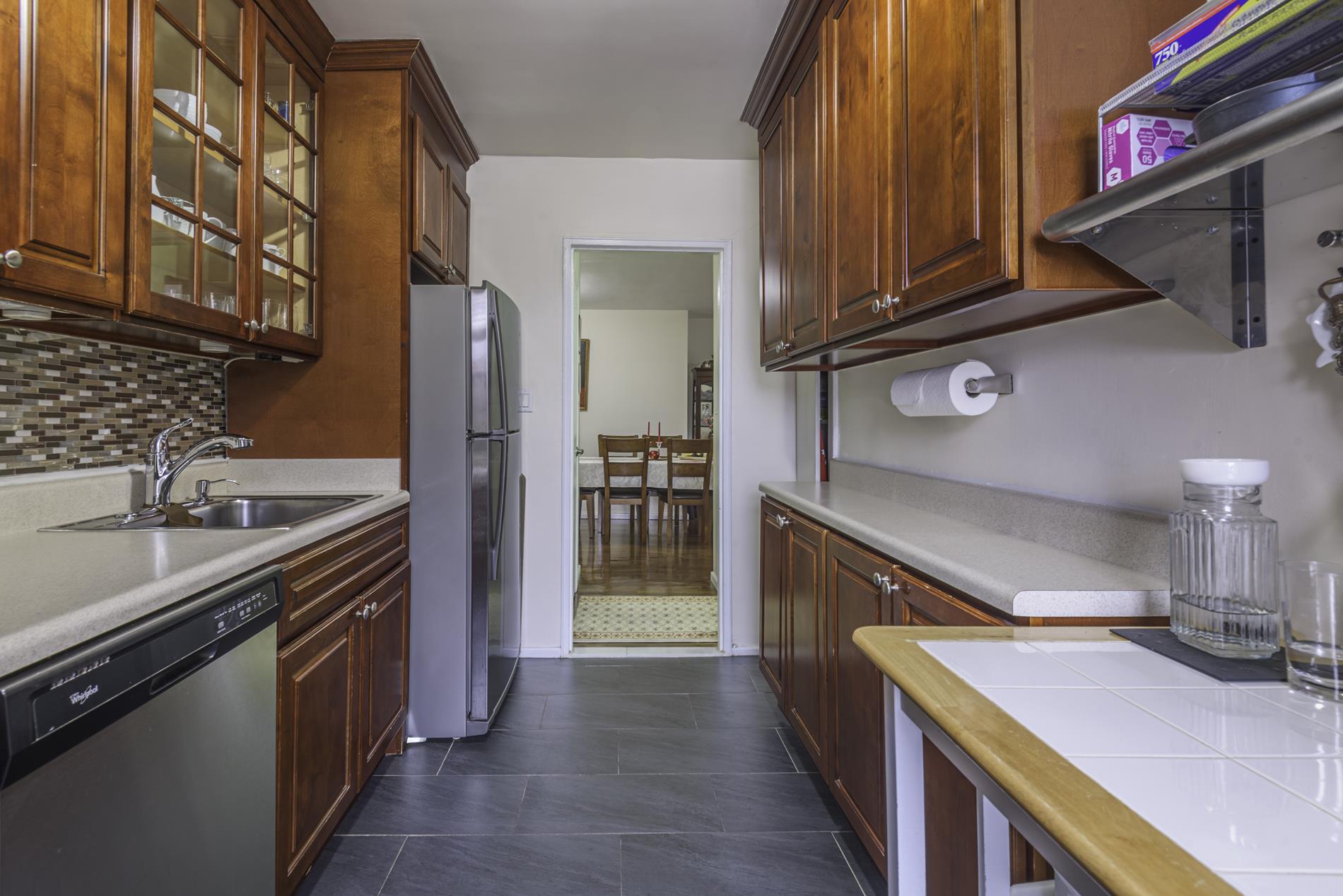 74-45 Yellowstone Blvd. 4-H Rego Park Queens NY 11374