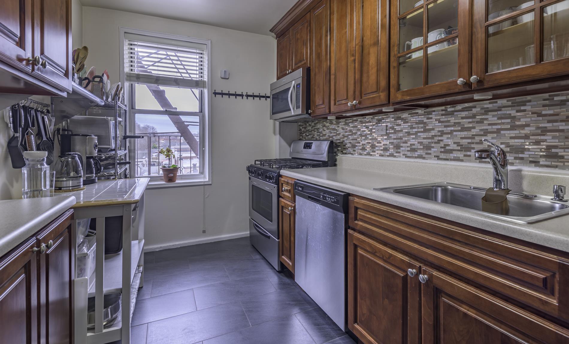 74-45 Yellowstone Blvd. 4-H Rego Park Queens NY 11374