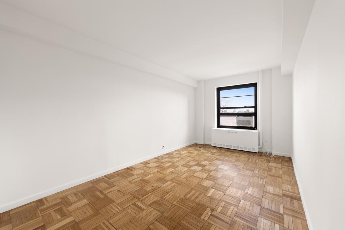 205 Clinton Avenue 7-D Clinton Hill Brooklyn NY 11205