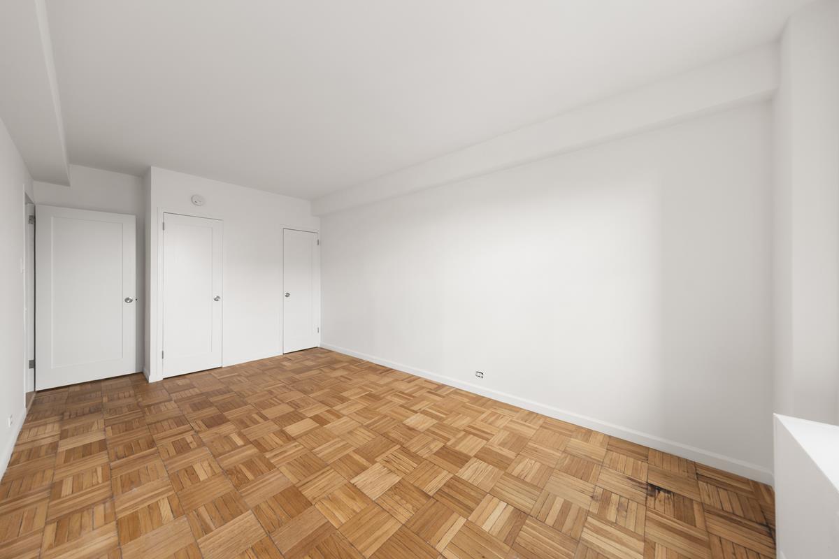 205 Clinton Avenue 7-D Clinton Hill Brooklyn NY 11205