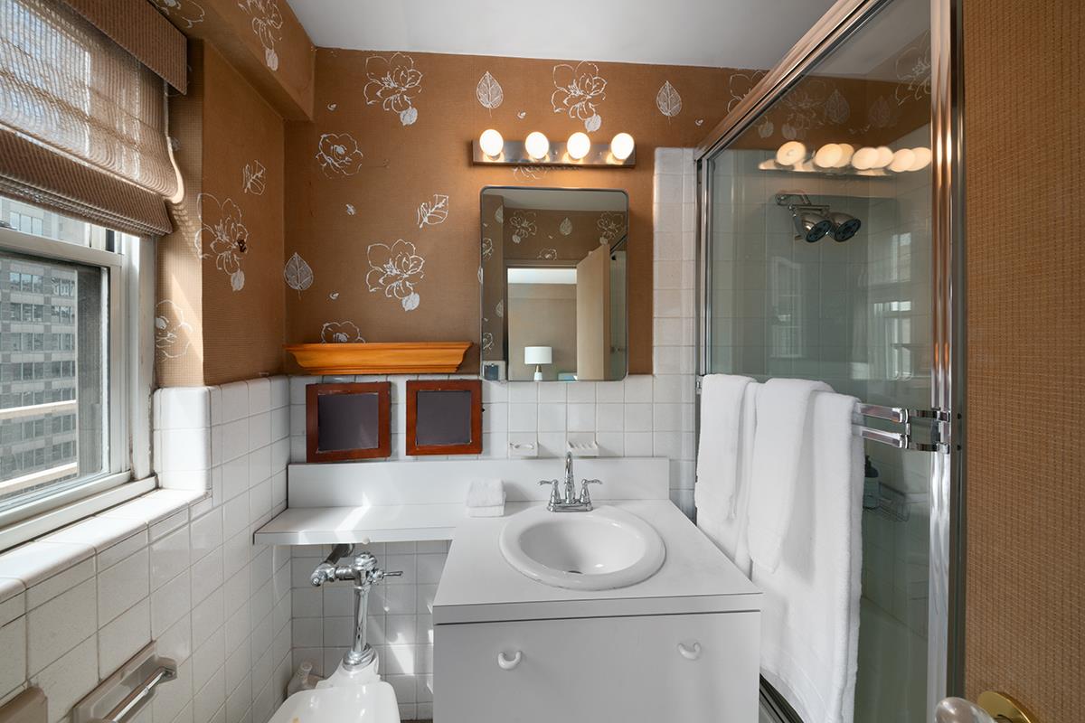 150 East 61st Street 15-B Upper East Side New York NY 10065