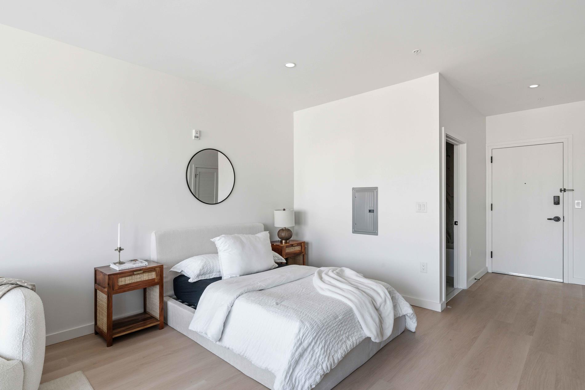 1 Mallory Avenue 4020 Jersey City Jersey City NJ 07305