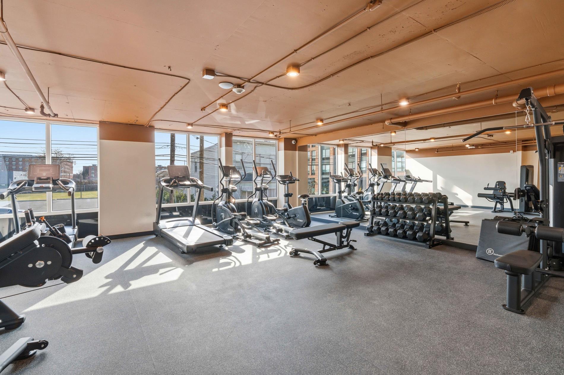 1 Mallory Avenue 4020 Jersey City Jersey City NJ 07305