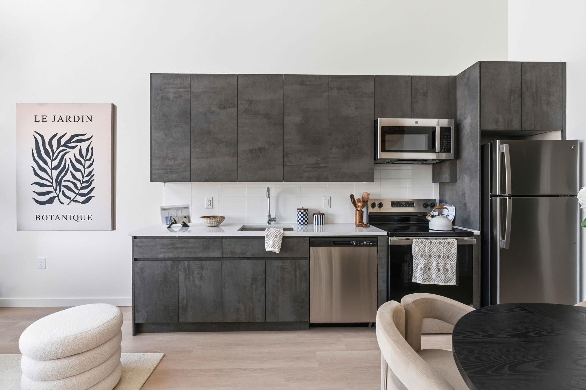 1 Mallory Avenue 5020 Jersey City Jersey City NJ 07305