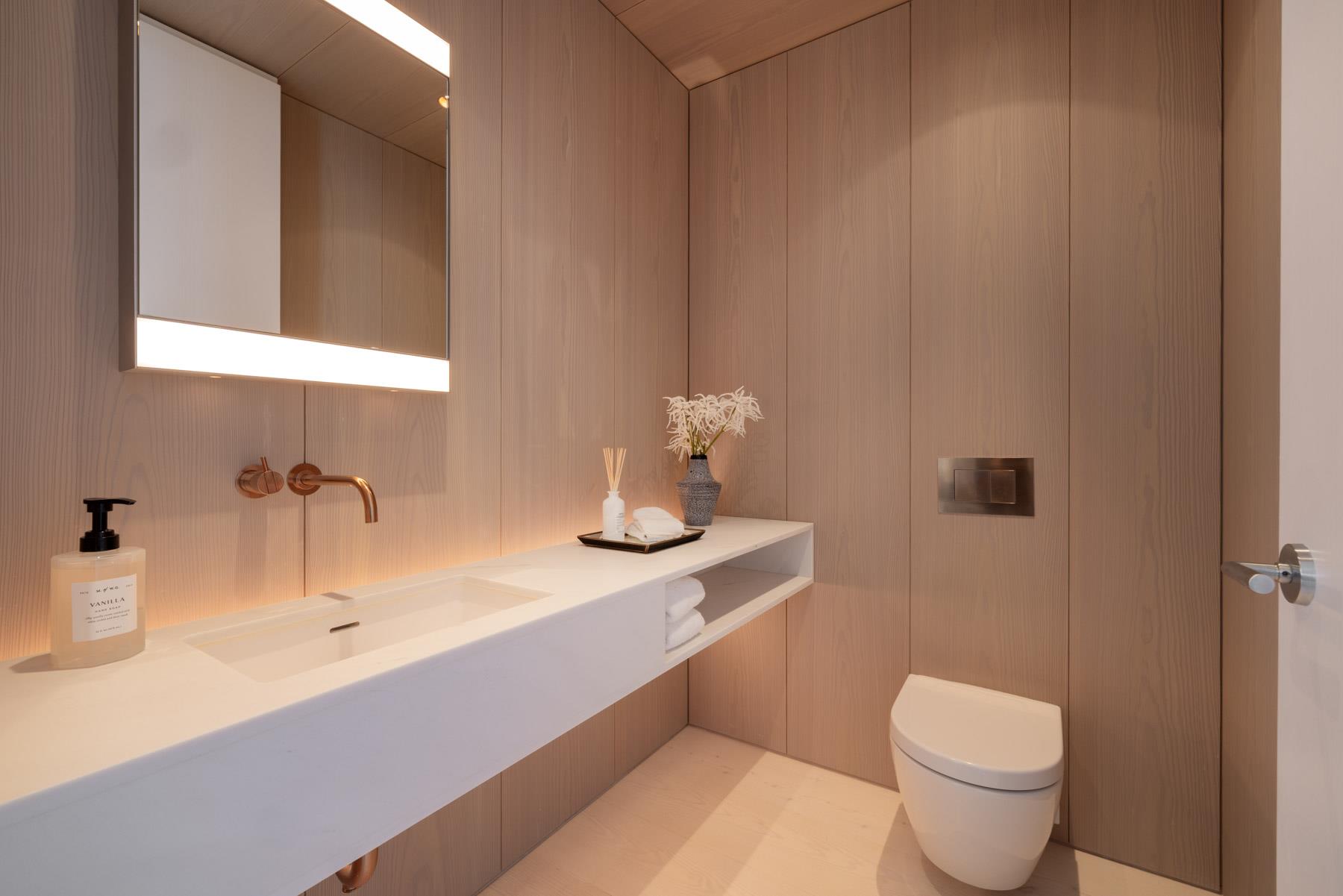 160 Leroy Street 10BN W. Greenwich Village New York NY 10014