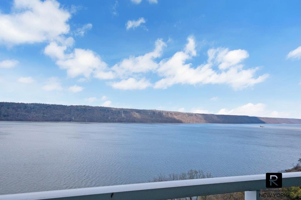 2575 Palisade Avenue Riverdale Bronx NY 10463