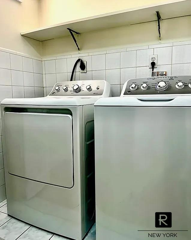 220 East 30th Street Kips Bay New York NY 10016