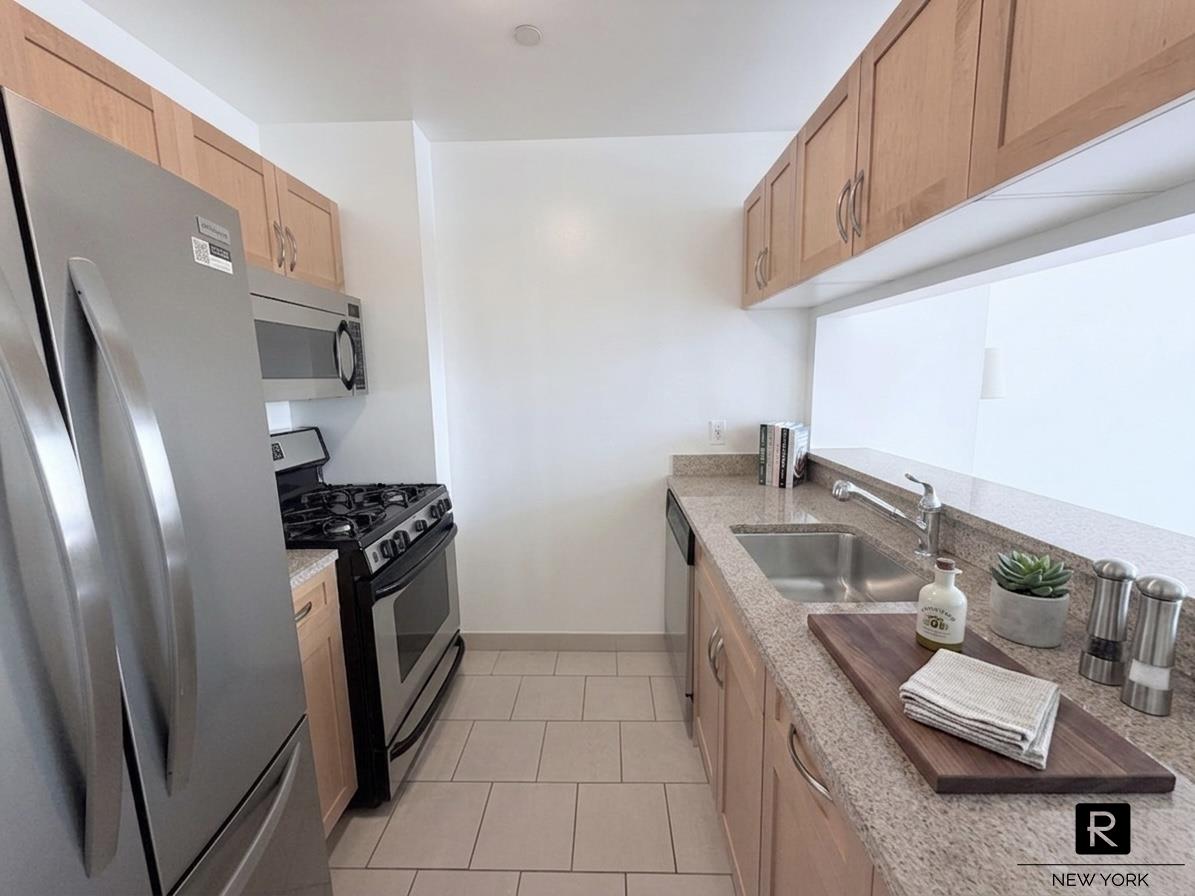 250 East 30th Street Kips Bay New York NY 10016