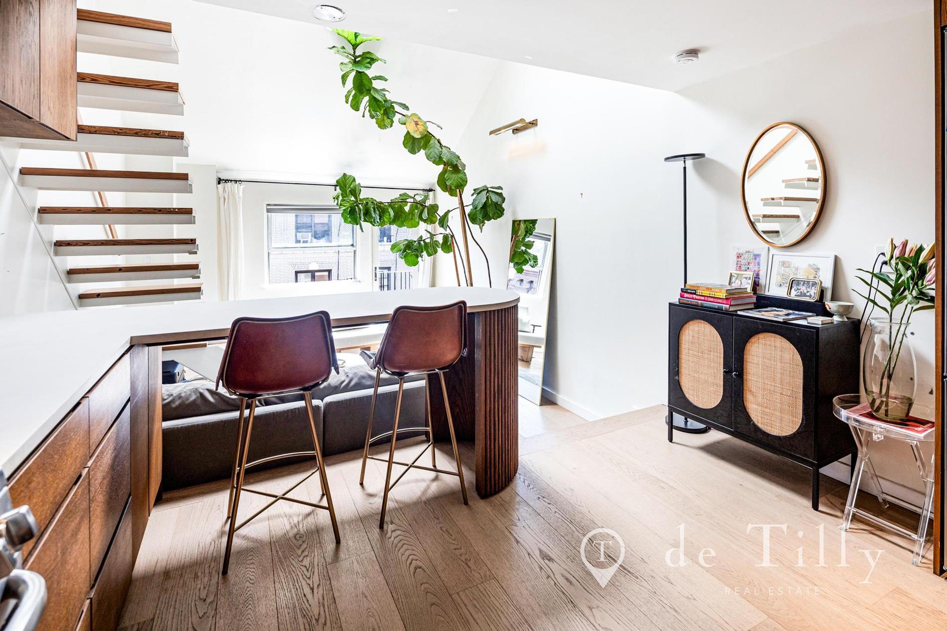 211 Thompson Street PH-6E Greenwich Village New York NY 10012