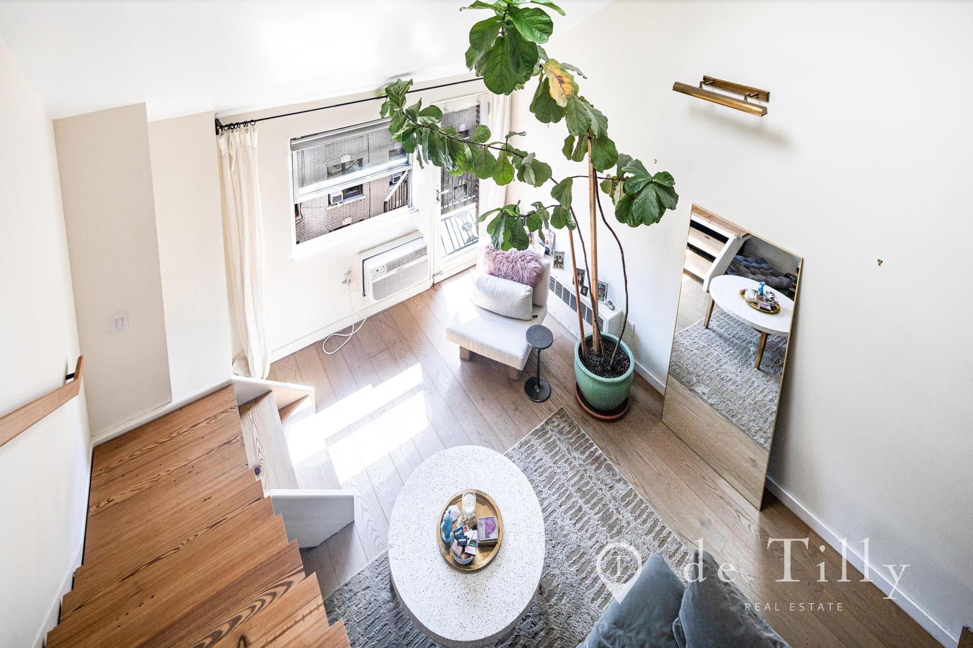 211 Thompson Street PH-6E Greenwich Village New York NY 10012