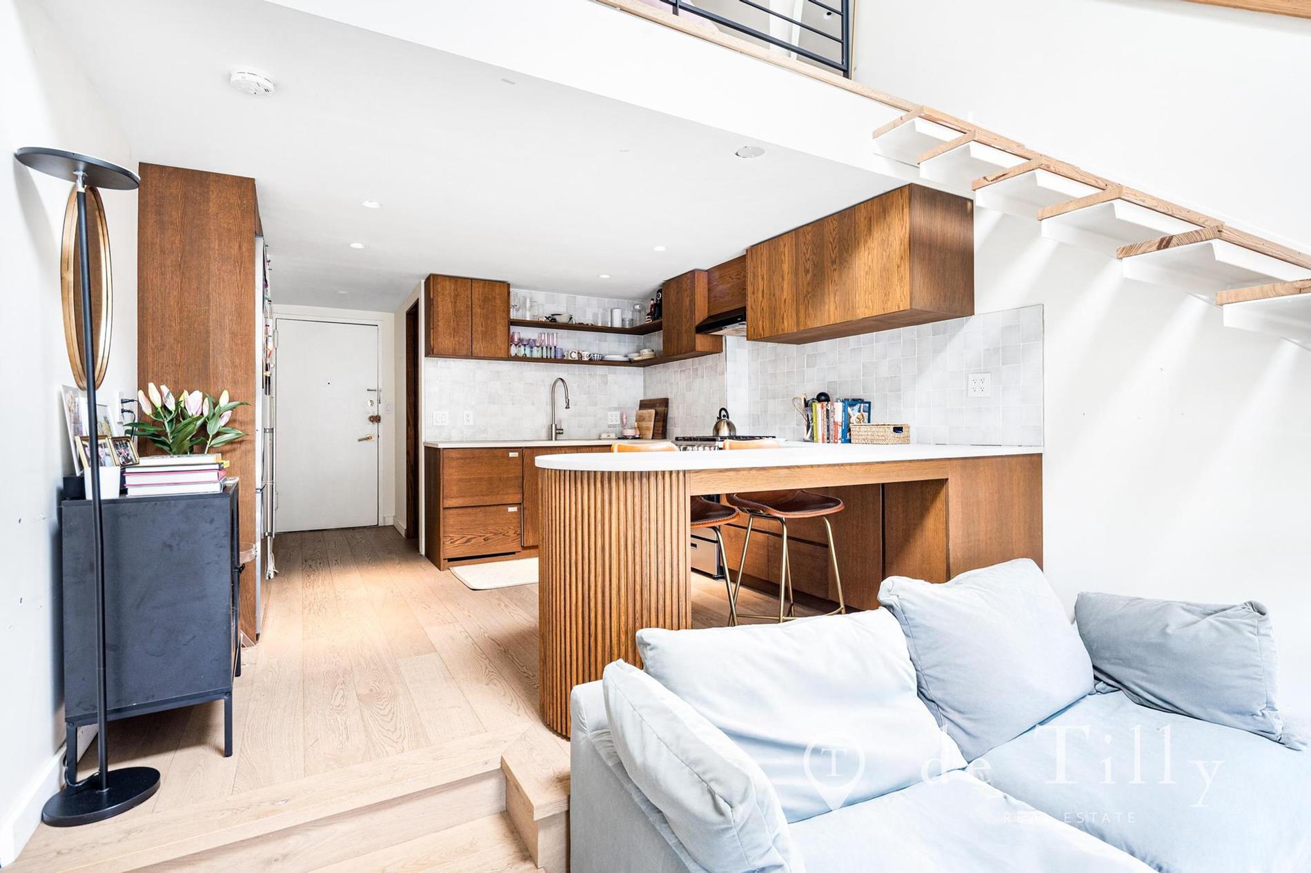 211 Thompson Street PH-6E Greenwich Village New York NY 10012