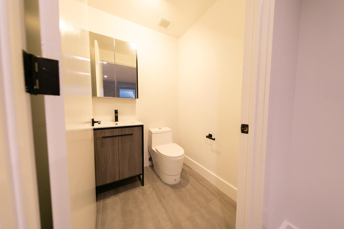 323 East 19th Street 1-C Ditmas Park Brooklyn NY 11226