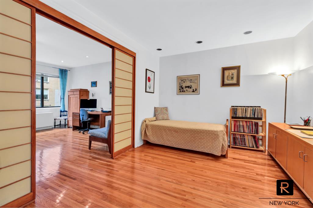 216 East 75th Street Upper East Side New York NY 10021