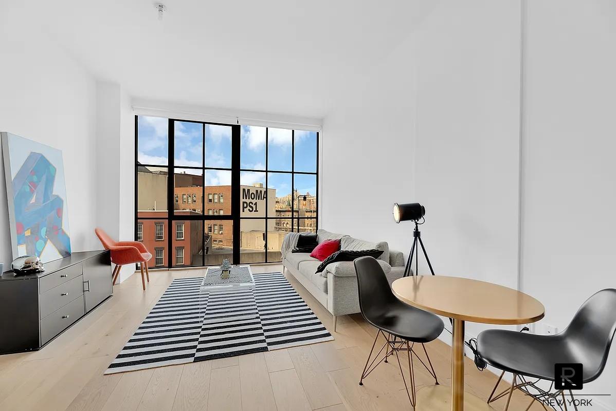 22-18 Jackson Avenue Court Square Queens NY 11101