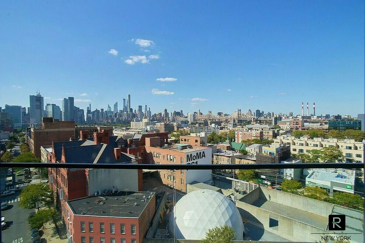 22-18 Jackson Avenue Court Square Queens NY 11101