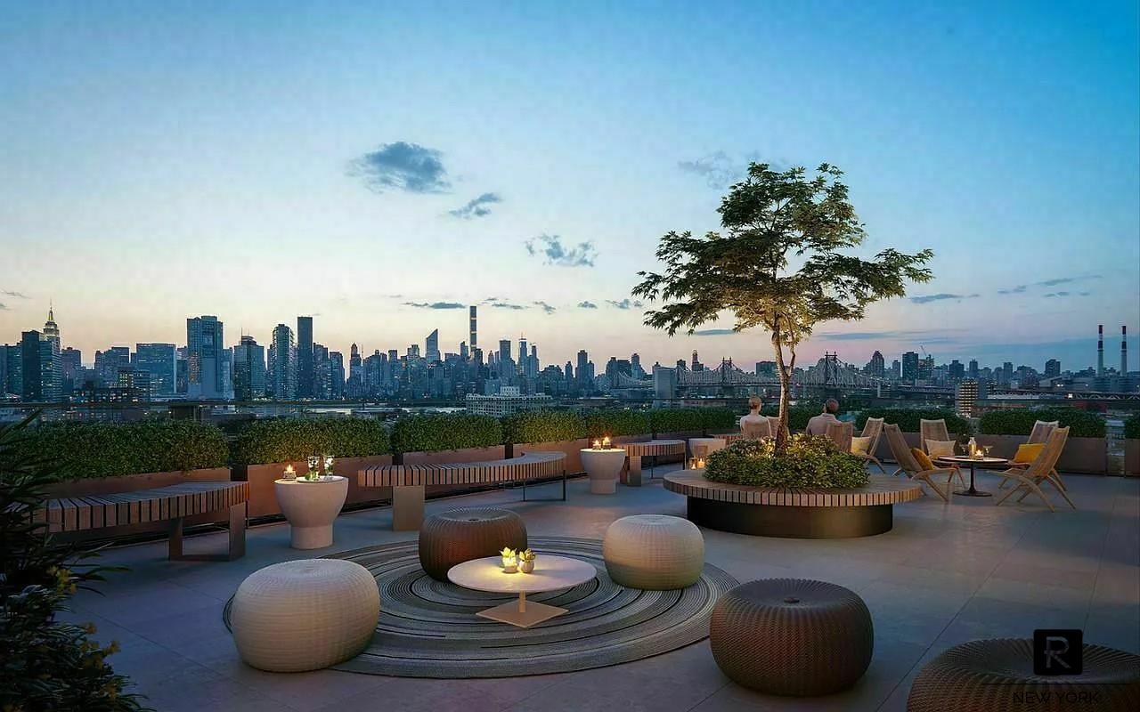 22-18 Jackson Avenue Court Square Queens NY 11101