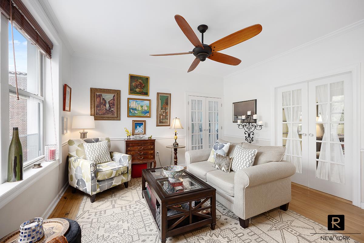 37-33 84th Street 42 Jackson Heights Queens NY 11372