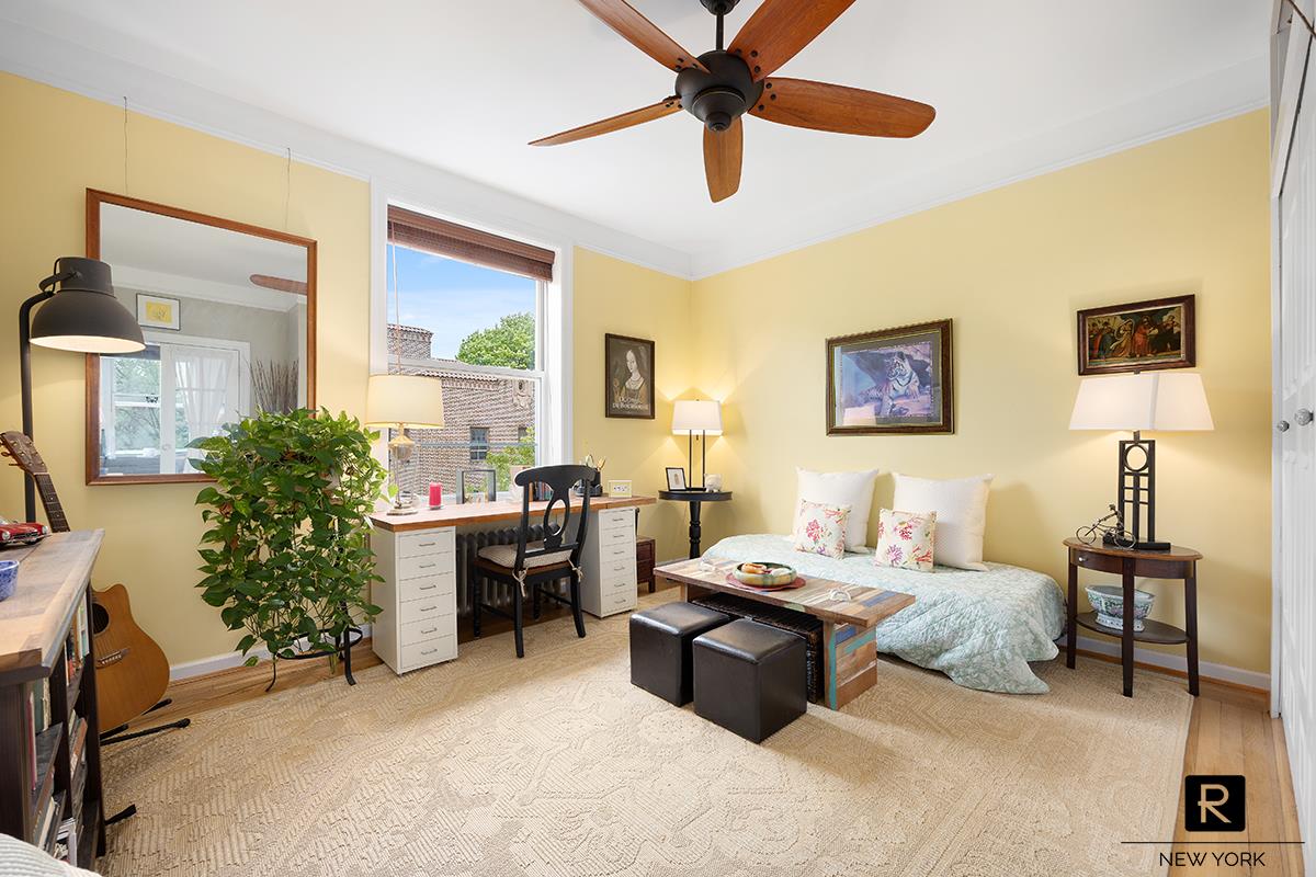 37-33 84th Street 42 Jackson Heights Queens NY 11372