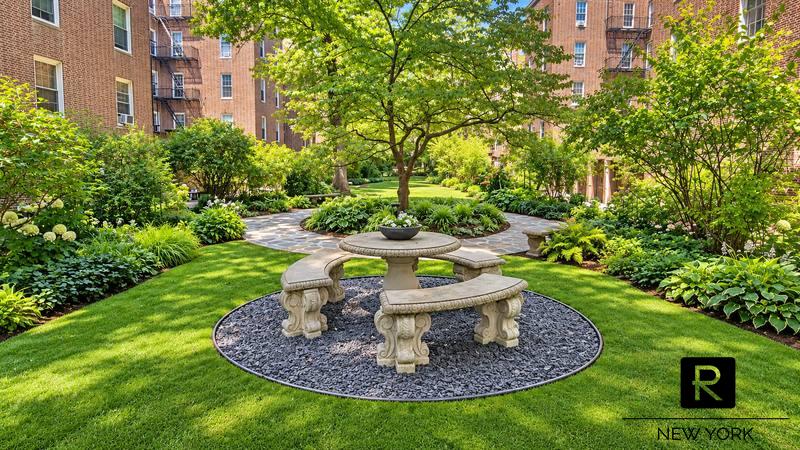 37-33 84th Street 42 Jackson Heights Queens NY 11372