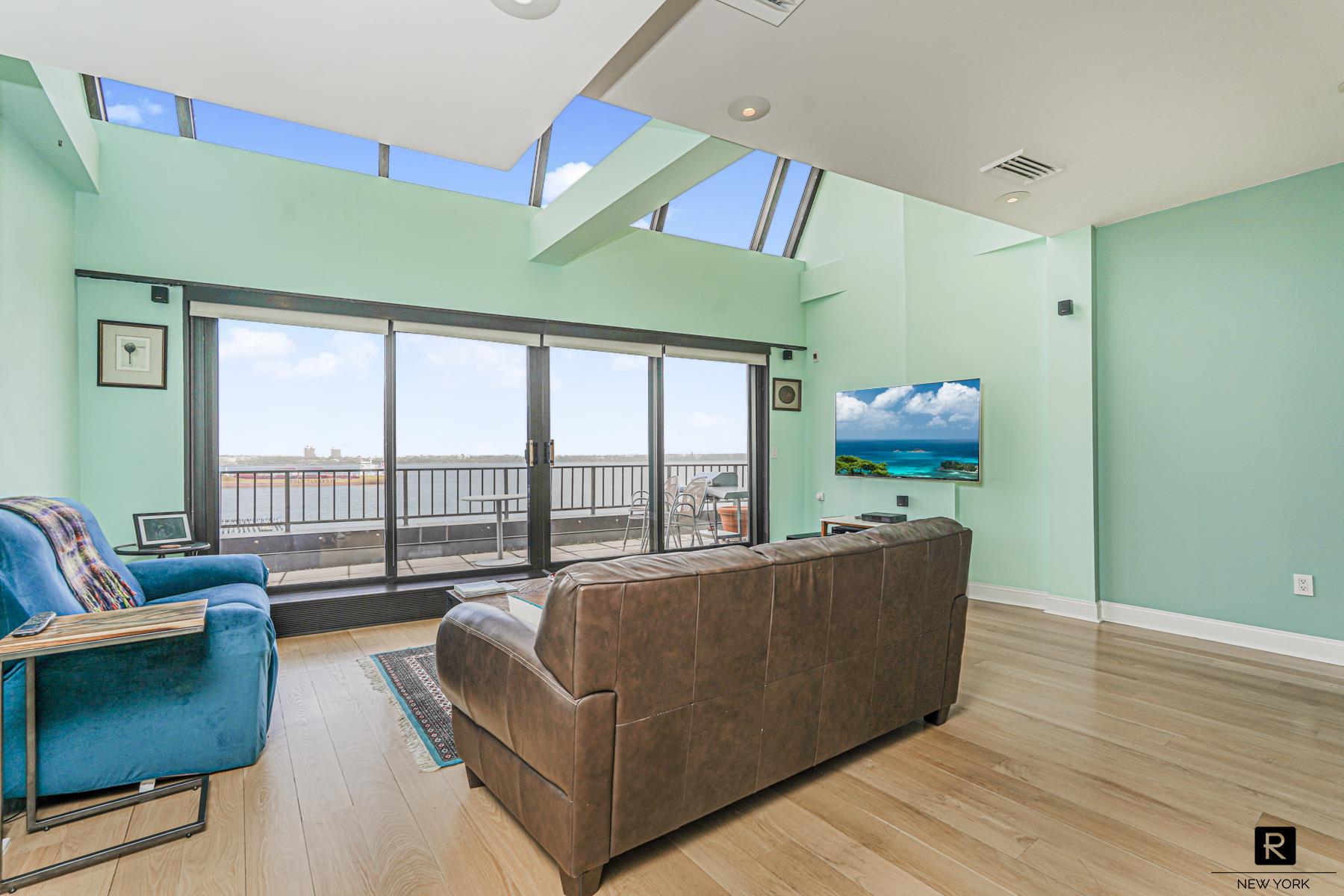 10 Bay Street Landing St. George Staten Island NY 10301