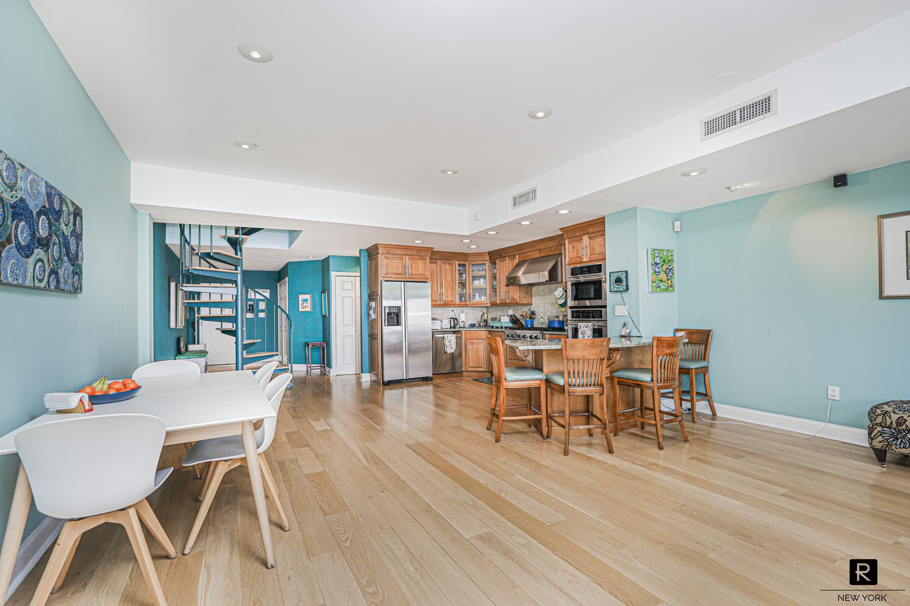 10 Bay Street Landing St. George Staten Island NY 10301