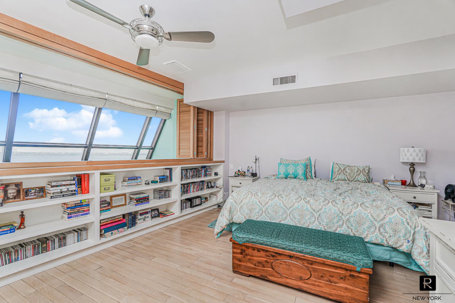 10 Bay Street Landing St. George Staten Island NY 10301