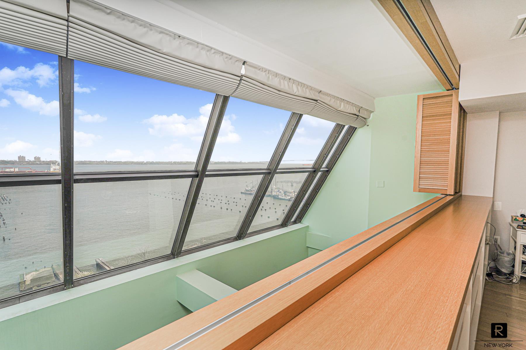 10 Bay Street Landing St. George Staten Island NY 10301