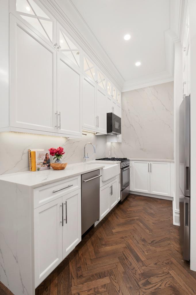 159 Madison Avenue 6K Murray Hill New York NY 10016