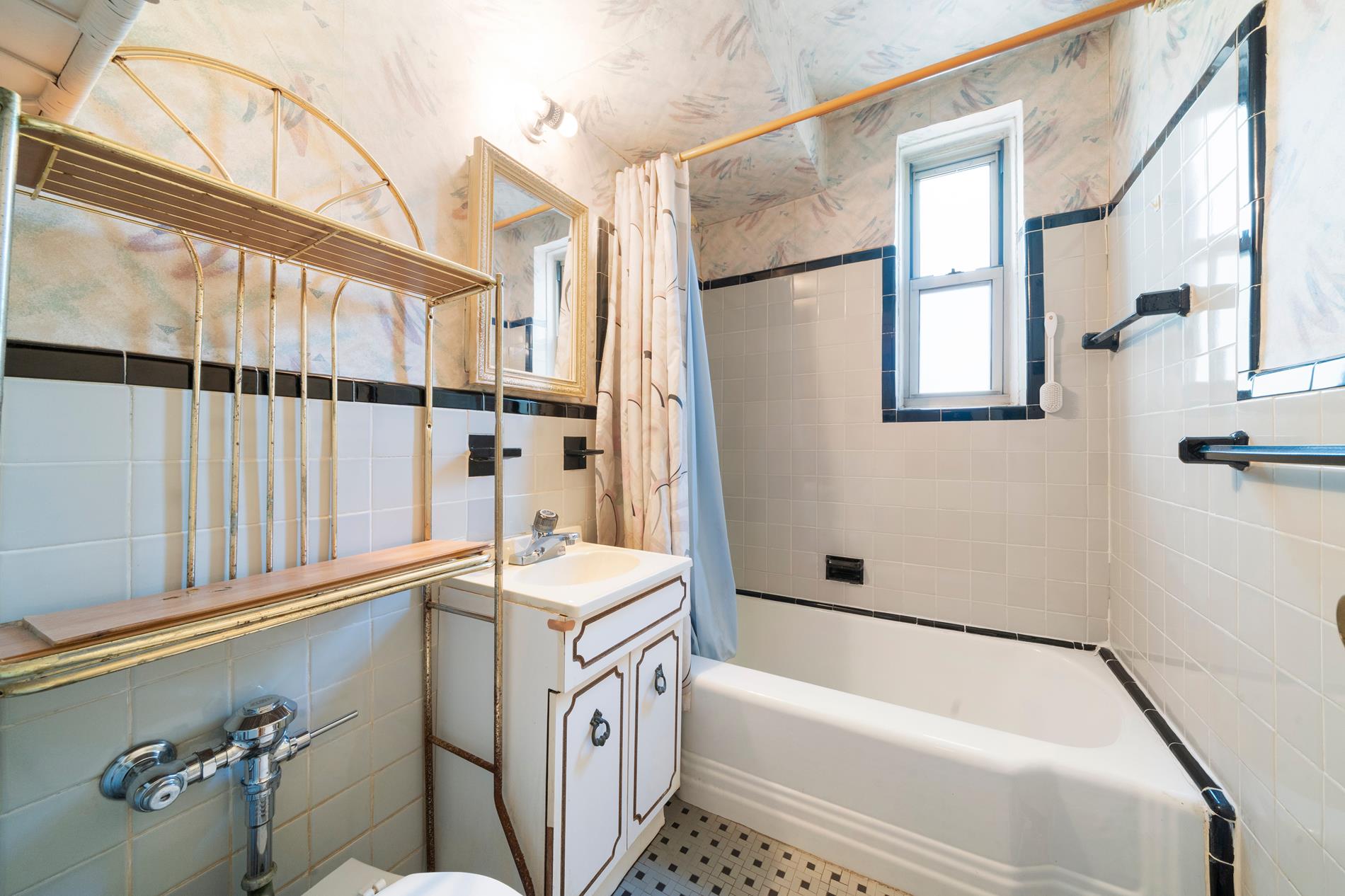 221 McDonald Avenue 4-N Windsor Terrace Brooklyn NY 11218